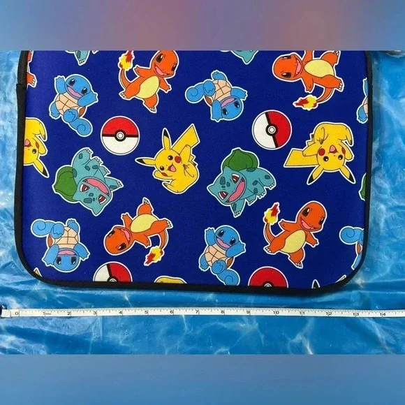 Pokémon - 15” Laptop Sleeve - Pikachu, Charmander, Squirtle, & Bulbasaur - BNWT - Picture 6 of 7